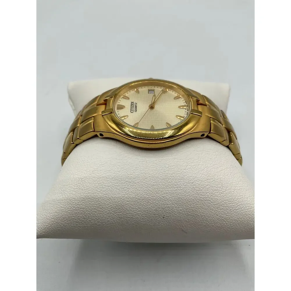 Citizen Quartz Women's Watch, about 35mm- Gold